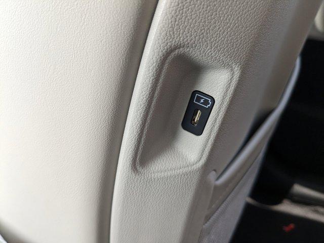 new 2025 Kia Sorento car, priced at $32,140