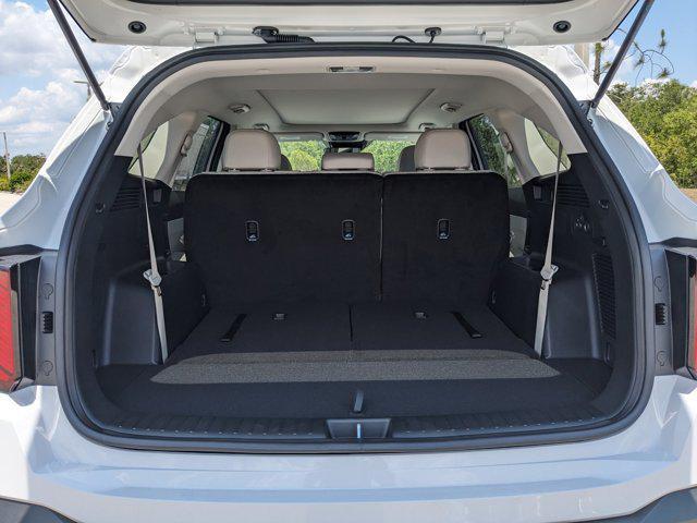 new 2025 Kia Sorento car, priced at $32,140