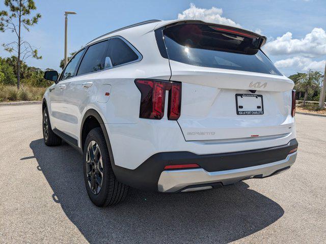 new 2025 Kia Sorento car, priced at $32,756