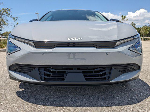 new 2025 Kia EV6 car, priced at $39,916
