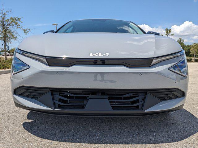 new 2025 Kia EV6 car, priced at $39,916