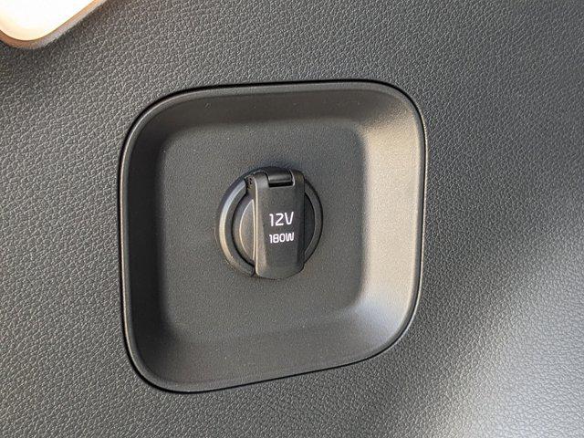 new 2025 Kia Sportage car, priced at $25,183
