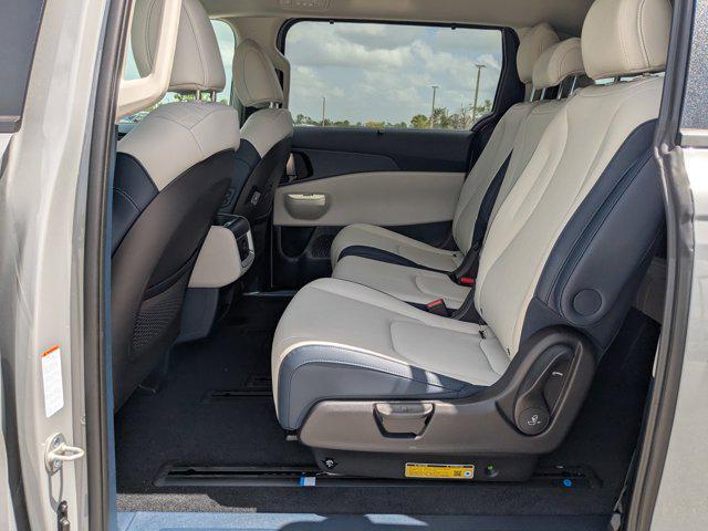 new 2026 Kia Carnival Hybrid car, priced at $42,720