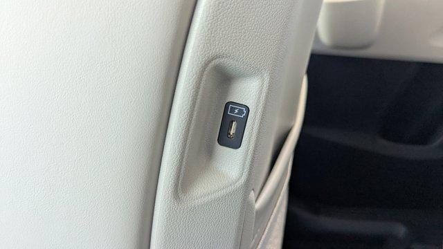 used 2025 Kia Sorento car, priced at $31,490