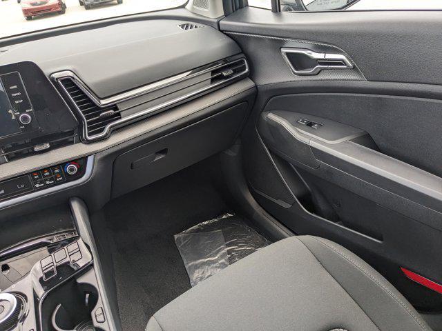 new 2025 Kia Sportage Hybrid car, priced at $26,520