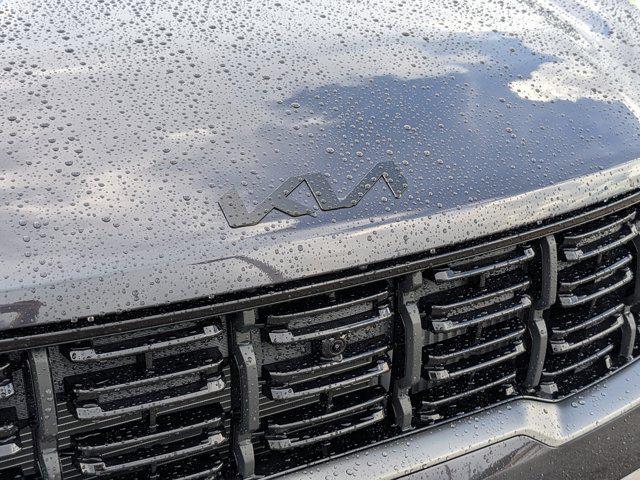 new 2025 Kia Sorento car, priced at $40,327