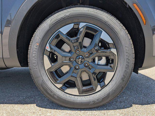 new 2025 Kia Sorento car, priced at $33,100