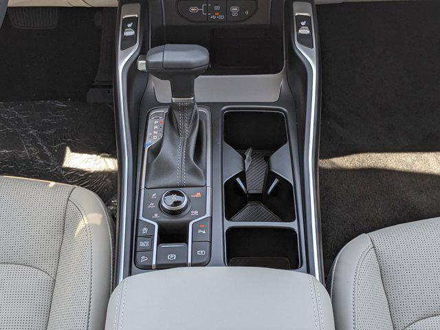 new 2025 Kia Sorento car, priced at $33,100
