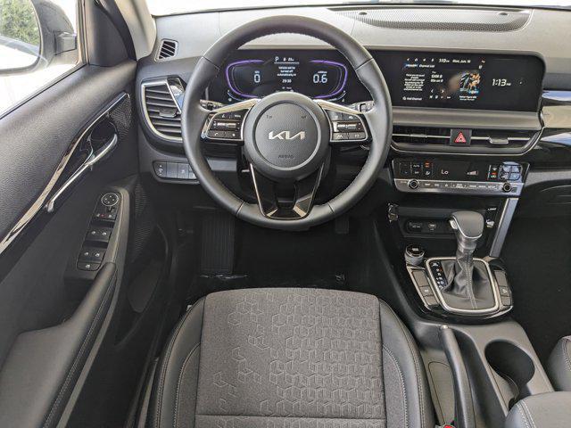 new 2025 Kia Seltos car, priced at $23,350