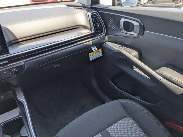 new 2025 Kia Sorento car, priced at $28,526