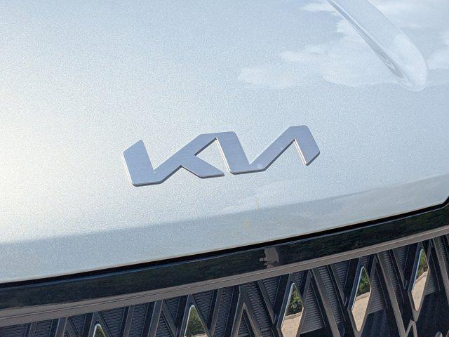 new 2026 Kia Carnival Hybrid car, priced at $40,498