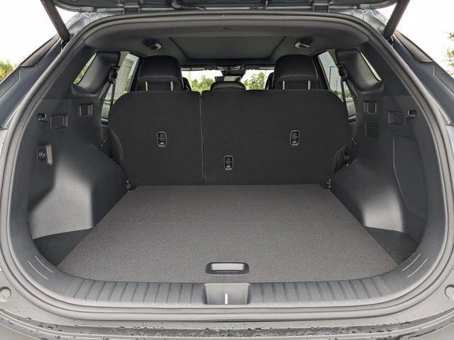 new 2025 Kia Sportage car, priced at $40,095