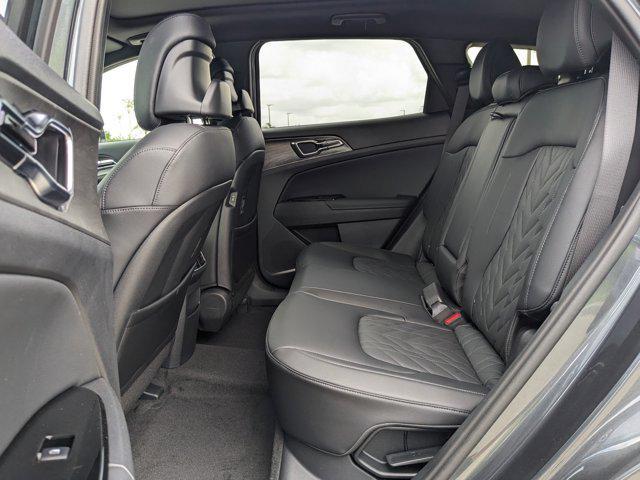 new 2025 Kia Sportage car, priced at $40,095