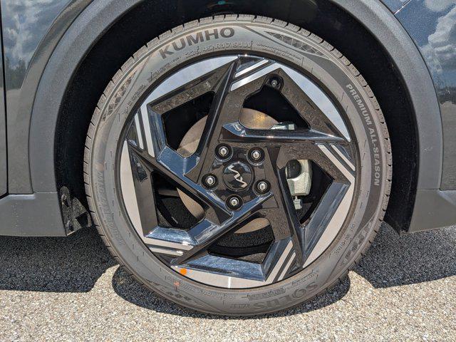 new 2025 Kia K4 car, priced at $21,053