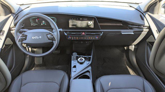 new 2025 Kia Niro Plug-In Hybrid car, priced at $31,701