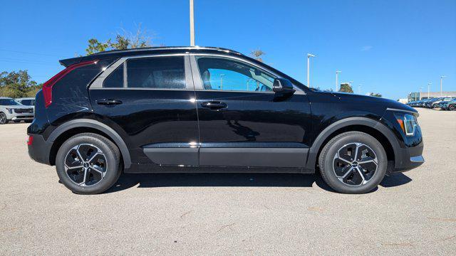 new 2025 Kia Niro Plug-In Hybrid car, priced at $31,701