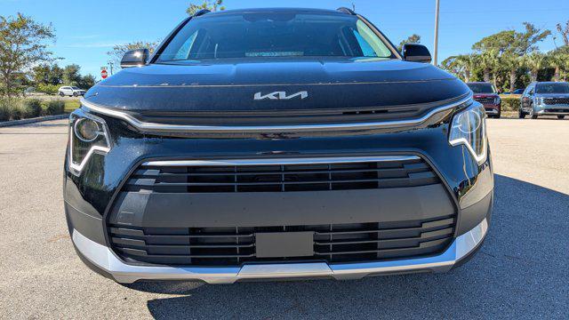 new 2025 Kia Niro Plug-In Hybrid car, priced at $31,701
