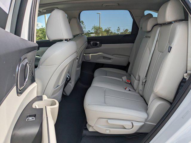 new 2025 Kia Sorento car, priced at $32,916