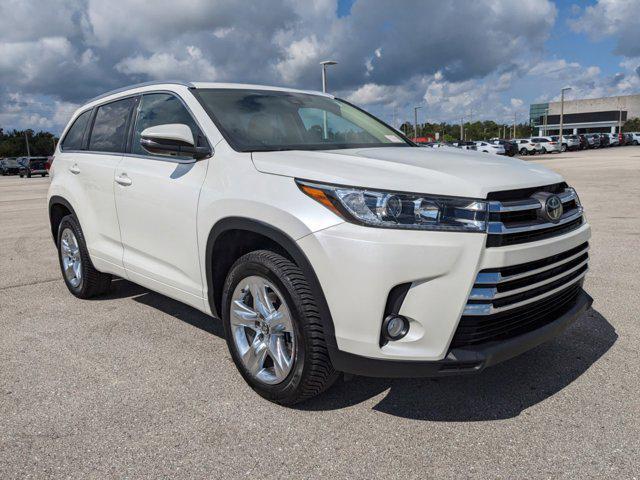 used 2018 Toyota Highlander car, priced at $28,972