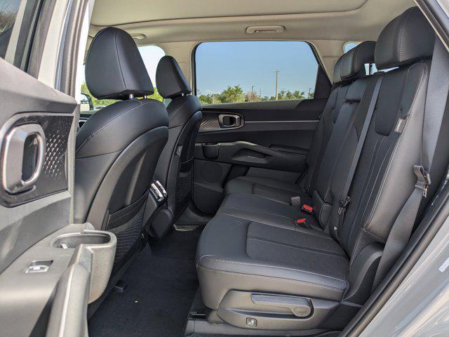 new 2025 Kia Sorento car, priced at $31,832