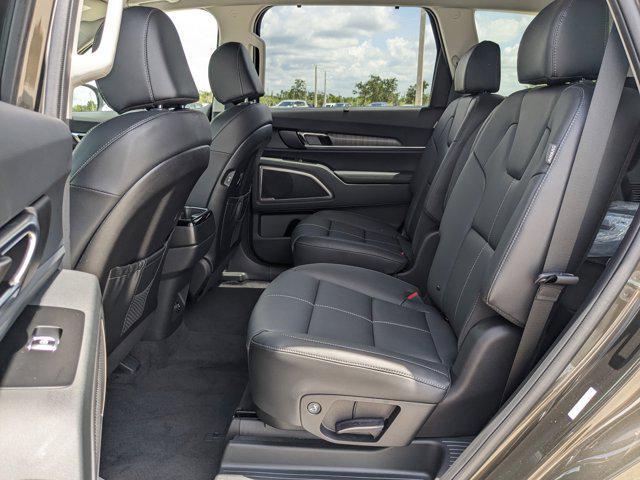 new 2025 Kia Telluride car, priced at $38,243