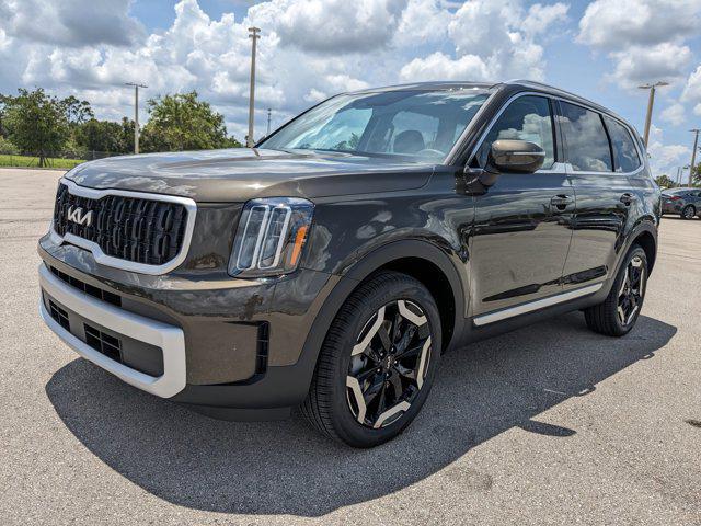 new 2025 Kia Telluride car, priced at $38,243