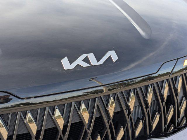 new 2026 Kia Carnival Hybrid car, priced at $41,067