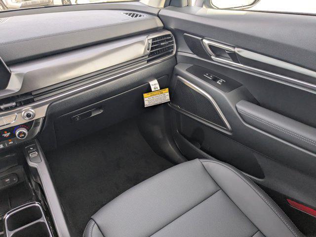 new 2025 Kia Telluride car, priced at $37,575