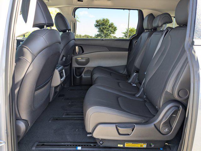 new 2026 Kia Carnival Hybrid car, priced at $40,498