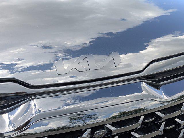 new 2025 Kia Sportage car, priced at $40,533