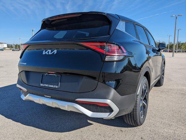 new 2025 Kia Sportage car, priced at $30,542