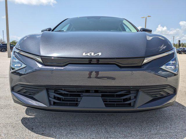 new 2025 Kia EV6 car, priced at $35,319