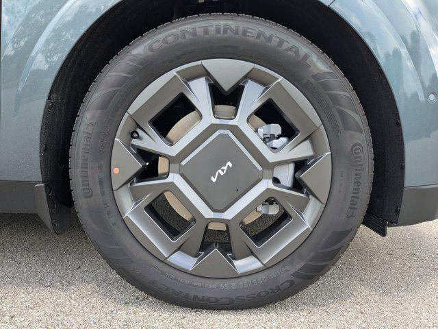 new 2026 Kia Carnival car, priced at $43,050