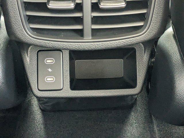 new 2025 Kia Seltos car, priced at $23,626