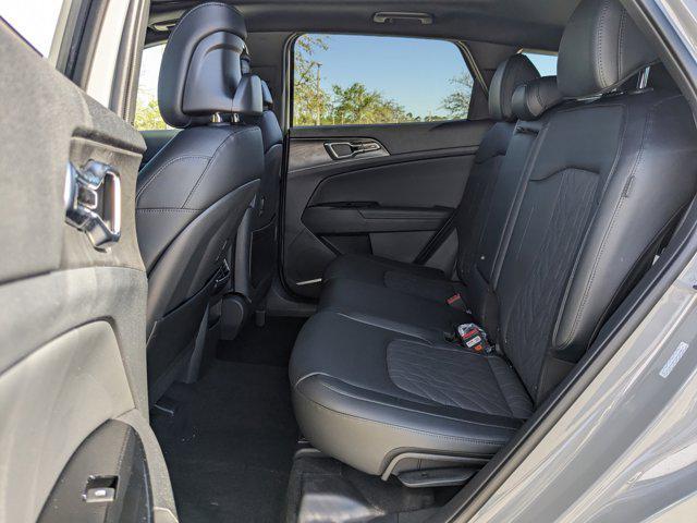 new 2025 Kia Sportage car, priced at $33,013