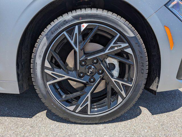 new 2025 Kia K5 car, priced at $28,738
