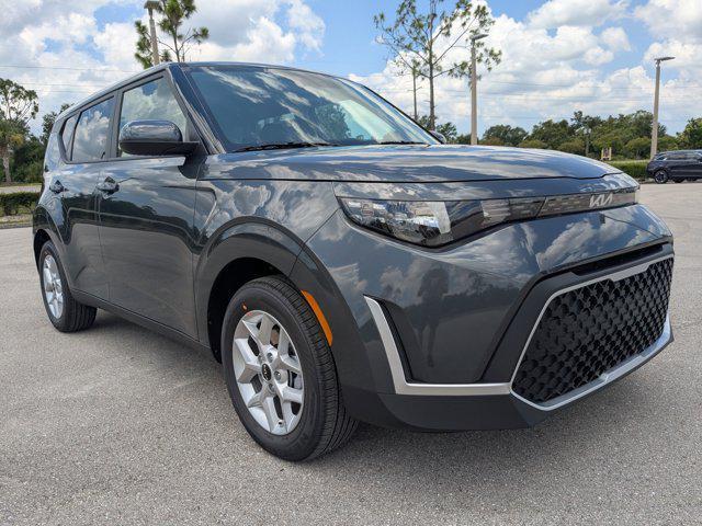 new 2025 Kia Soul car, priced at $21,613