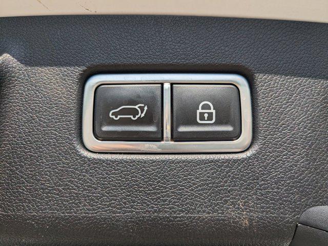 used 2023 Kia Sorento car, priced at $28,729