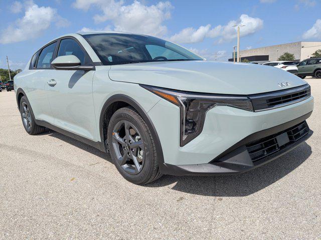 new 2025 Kia K4 car, priced at $23,218