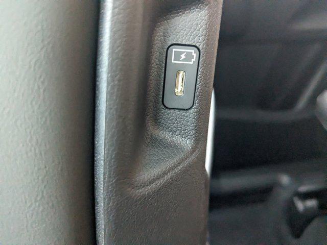 new 2025 Kia Sorento car, priced at $33,273