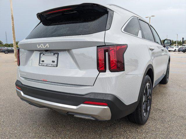 new 2025 Kia Sorento car, priced at $33,273