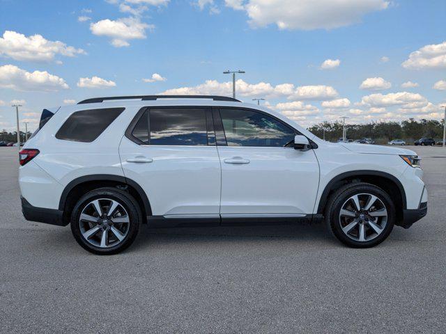 used 2025 Honda Pilot car, priced at $48,888