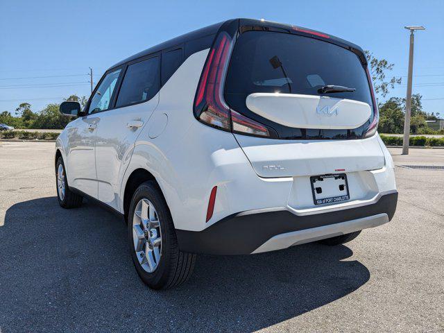 new 2025 Kia Soul car, priced at $21,315