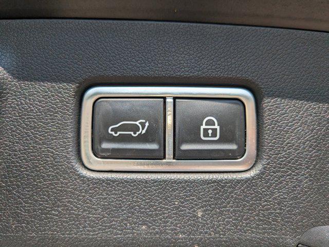 used 2022 Kia Sorento car, priced at $27,491