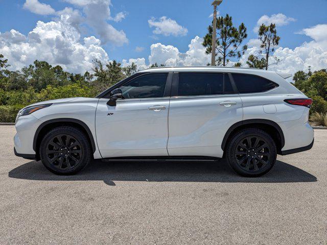 used 2023 Toyota Highlander car, priced at $39,991
