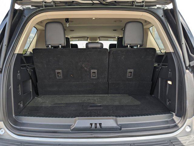 used 2024 Ford Expedition car, priced at $45,996