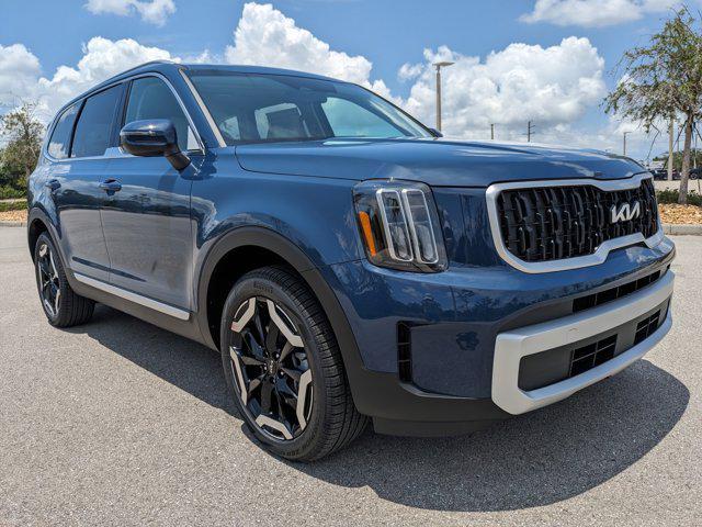 new 2025 Kia Telluride car, priced at $38,532