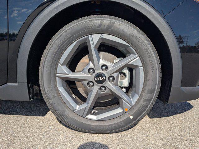 new 2025 Kia K4 car, priced at $20,812