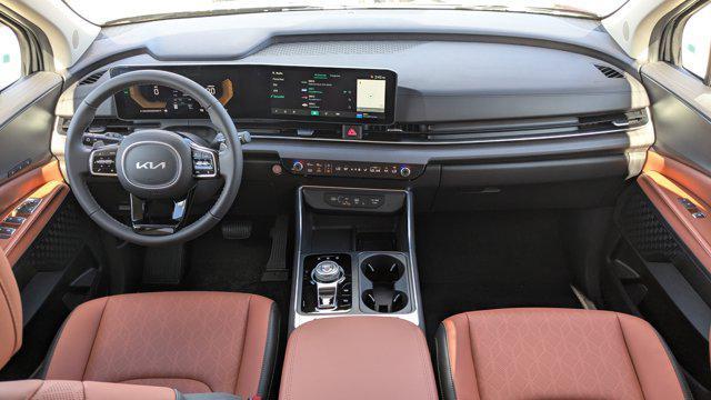 new 2026 Kia Carnival Hybrid car, priced at $40,071