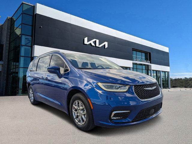 used 2021 Chrysler Pacifica car, priced at $15,990